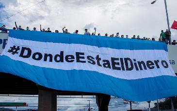 Crisis en Honduras por dos mandos en el Congreso