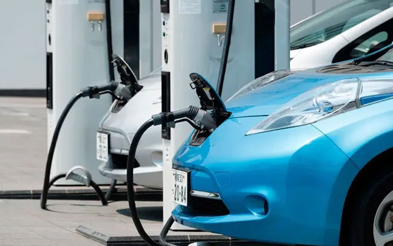 Ventas de vehículos eléctricos e híbridos rompen récord en México durante primer semestre