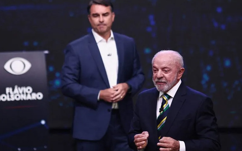 Flávio Bolsonaro reduce ventaja sobre Lula y la elección presidencial de Brasil se cierra