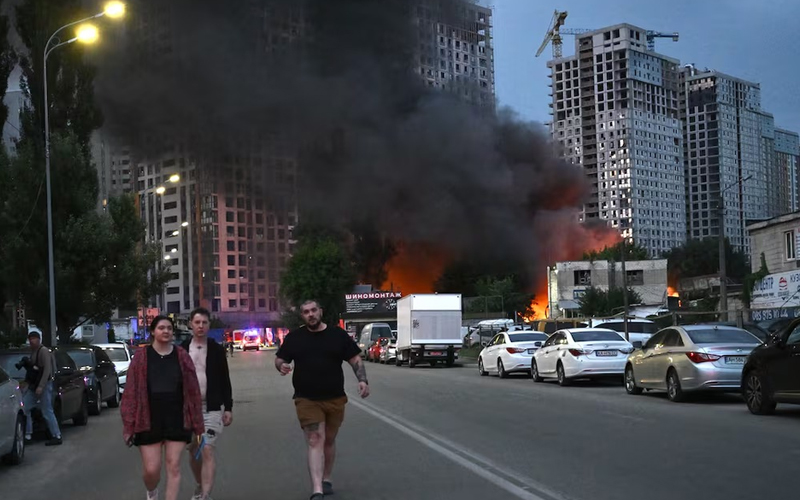 Rusia lanza ataque masivo contra Kiev antes de cumbre de la OTAN en Estambul