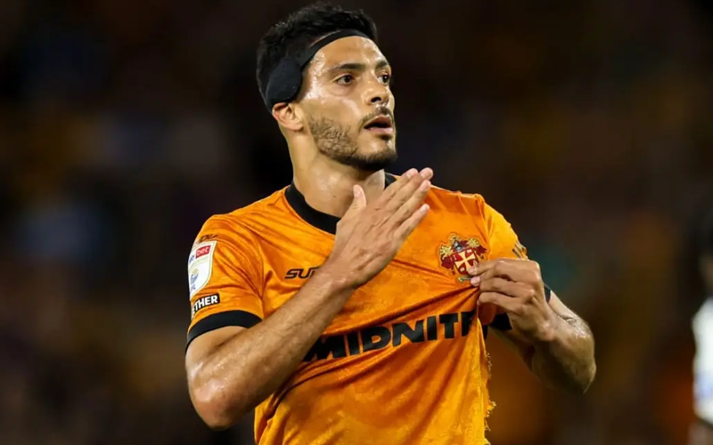 Raúl Jiménez rescata al Wolverhampton en su regreso con gol ante Blackburn