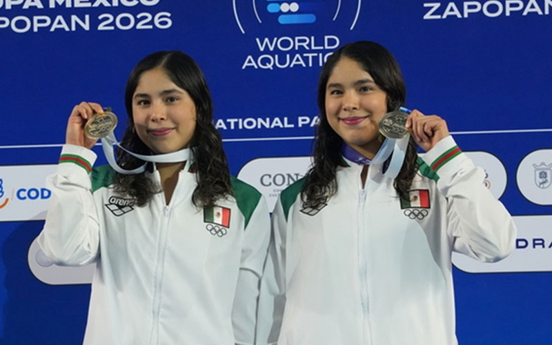 Gemelas mexicanas Lía y Mía Cueva conquistan oro en la Copa México de Clavados