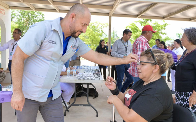 Jornada de Salud lleva 334 acciones gratuitas a habitantes del Ejido El Carmen