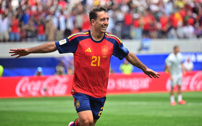 España golea a Austria y avanza con autoridad a octavos de final