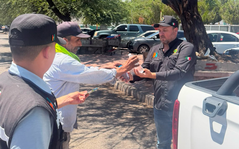 Hermosillo supera las mil 500 botellas de agua entregadas durante jornadas de hidratación por el calor