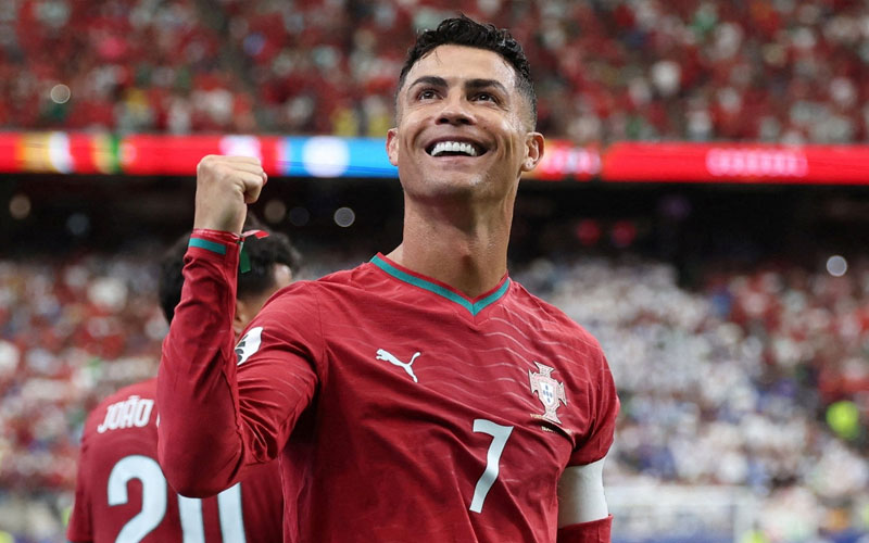 Cristiano Ronaldo hace historia y guía goleada de Portugal en el Mundial