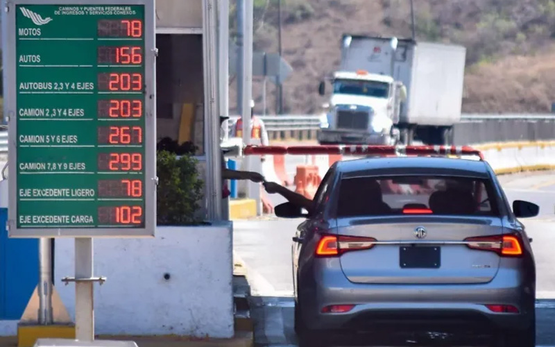 Pagos digitales en gasolineras y casetas podrían aumentar la recaudación, afirma Sheinbaum