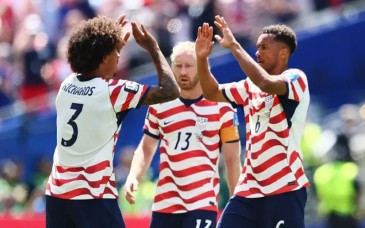 Estados Unidos derrota a Australia y avanza a dieciseisavos de final
