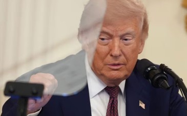 Trump impulsa medidas que podrían restringir el voto de millones en Estados Unidos