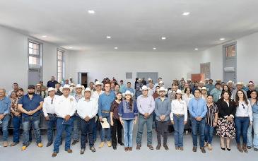 Gobierno de Sonora impulsa financiamiento y apoyo ganadero en la sierra sonorense